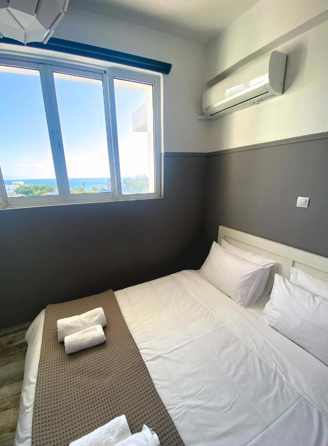 Emvi Apartments III Seaview Near Airport Αρτέμιδα Εξωτερικό φωτογραφία