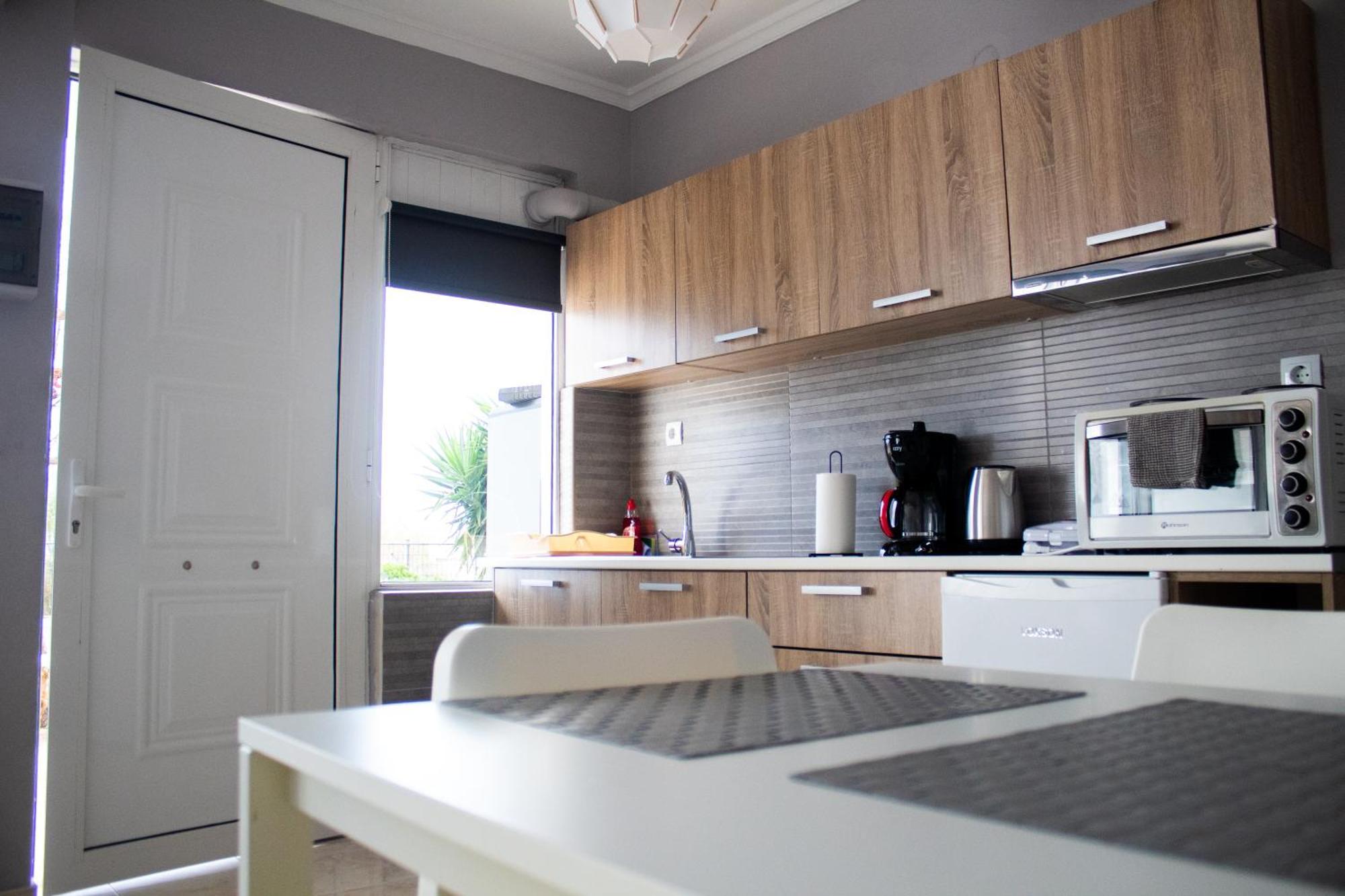 Emvi Apartments III Seaview Near Airport Αρτέμιδα Δωμάτιο φωτογραφία